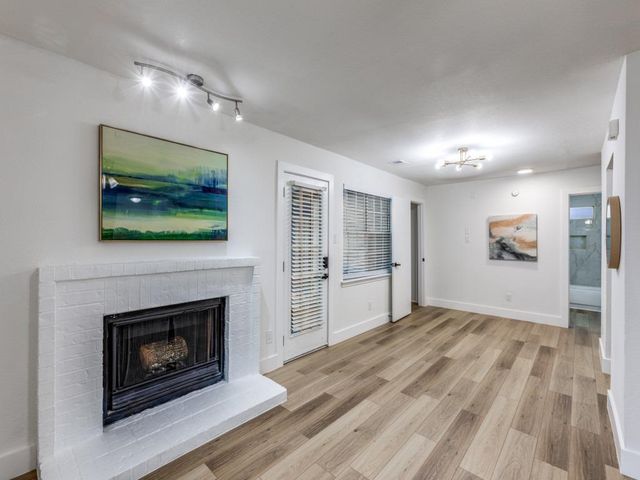 1845 River Crossing CIR A, Austin, TX 78741