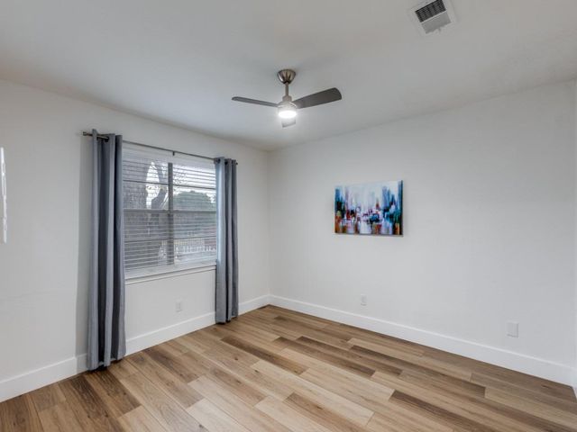 1845 River Crossing CIR A, Austin, TX 78741
