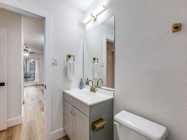 1845 River Crossing CIR A, Austin, TX 78741