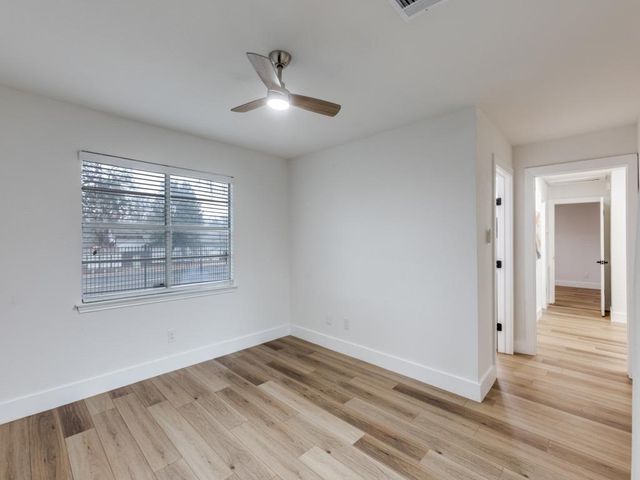 1845 River Crossing CIR A, Austin, TX 78741
