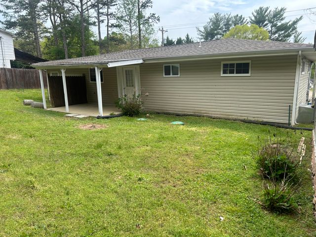 944 Hurtt Road, Chickamauga, GA 30707