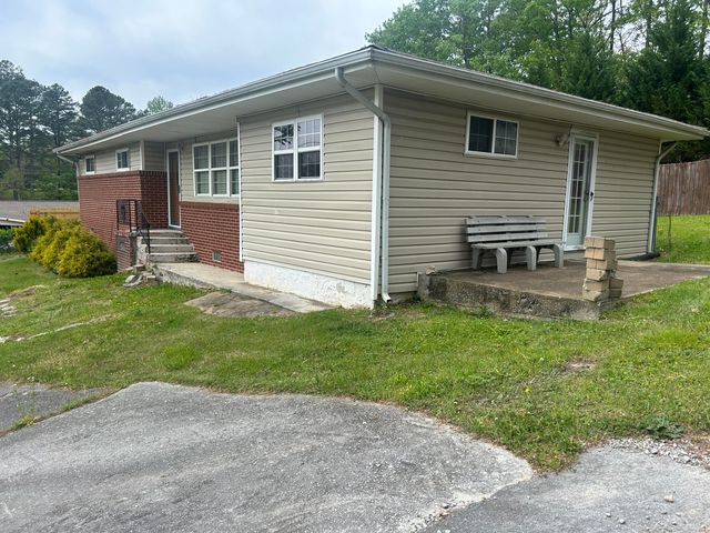 944 Hurtt Road, Chickamauga, GA 30707