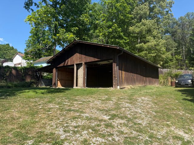 944 Hurtt Road, Chickamauga, GA 30707