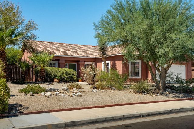 31425 ViA Ventana, Thousand Palms, CA 92276
