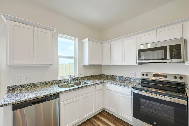 5345 Calluna DR, Austin, TX 78725