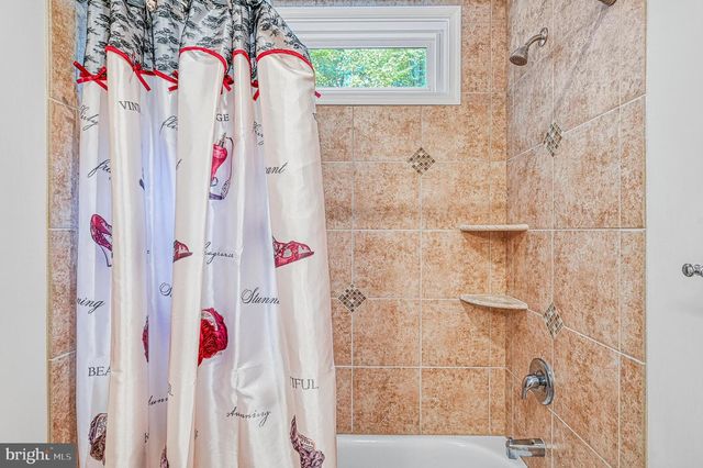 13308 BLACK WALNUT LN, Spotsylvania, VA 22551