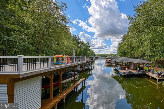 13308 BLACK WALNUT LN, Spotsylvania, VA 22551