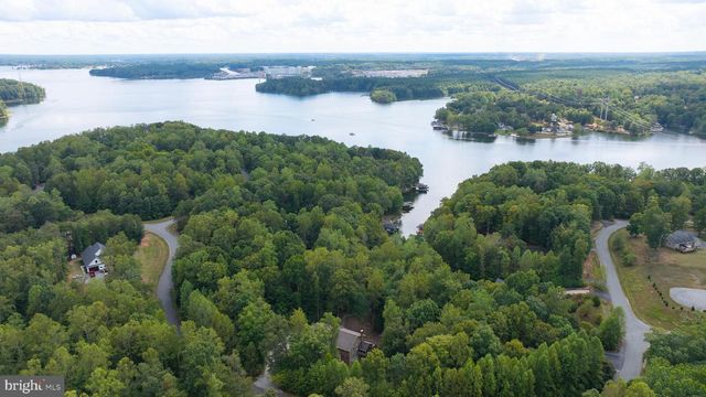 13308 BLACK WALNUT LN, Spotsylvania, VA 22551