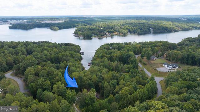 13308 BLACK WALNUT LN, Spotsylvania, VA 22551