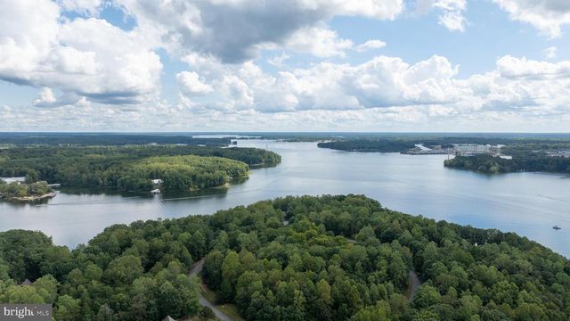 13308 BLACK WALNUT LN, Spotsylvania, VA 22551