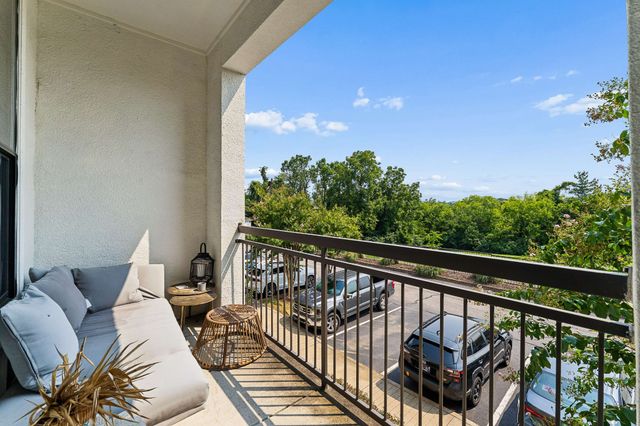 2600 Hillsboro Pike Apt 243, Nashville, TN 37212