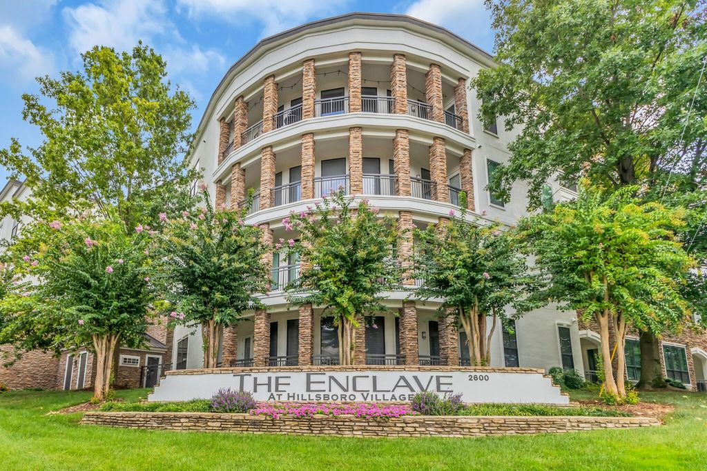 2600 Hillsboro Pike Apt 243, Nashville, TN 37212