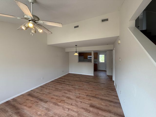 1415 RALEIGH DR, Columbia, MO 65202