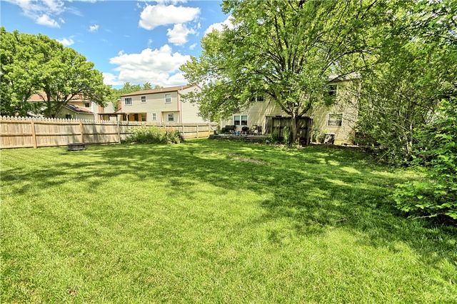 2318 Cross Village Drive, Miamisburg, OH 45342