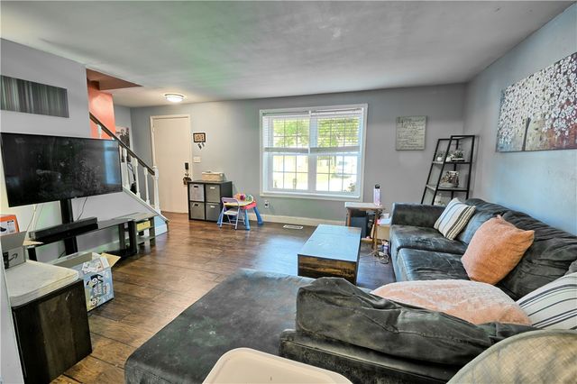 2318 Cross Village Drive, Miamisburg, OH 45342