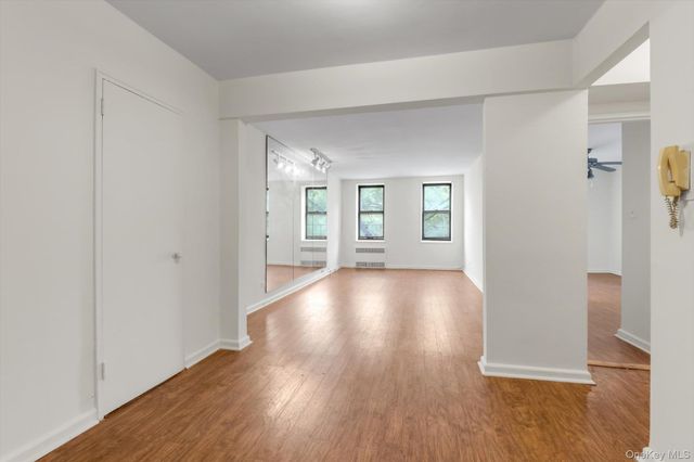 83-11 139 Street 4G, Briarwood, NY 11435