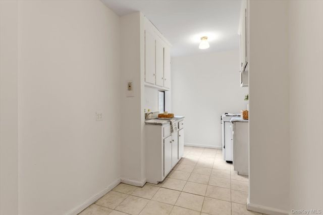 83-11 139 Street 4G, Briarwood, NY 11435