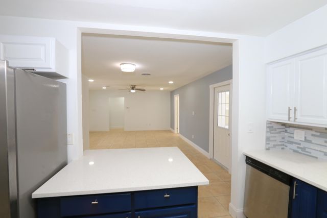 2405 Melon Court, Fort Pierce, FL 34982