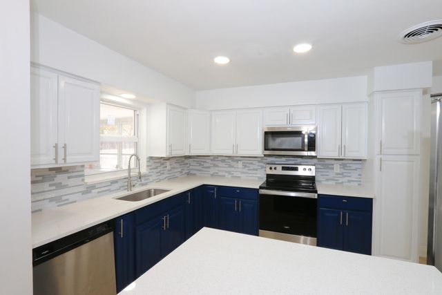 2405 Melon Court, Fort Pierce, FL 34982