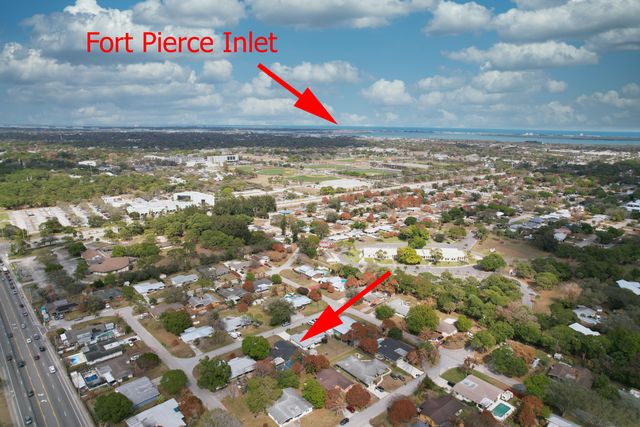 2405 Melon Court, Fort Pierce, FL 34982
