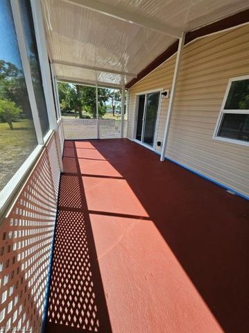 2425 Case LN, North Fort Myers, FL 33917