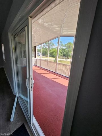 2425 Case LN, North Fort Myers, FL 33917