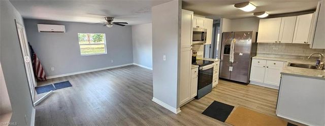 2425 Case LN, North Fort Myers, FL 33917