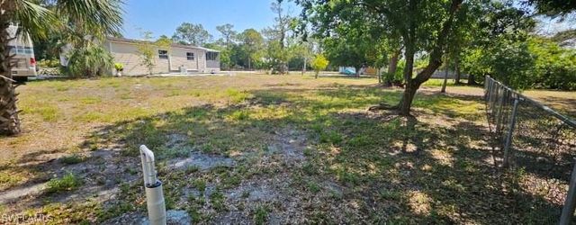 2425 Case LN, North Fort Myers, FL 33917