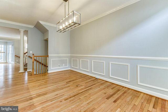 953 HARRISON CIR, Alexandria, VA 22304