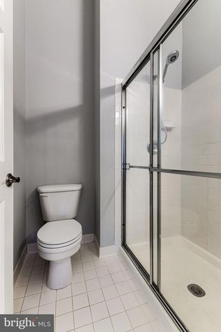 953 HARRISON CIR, Alexandria, VA 22304