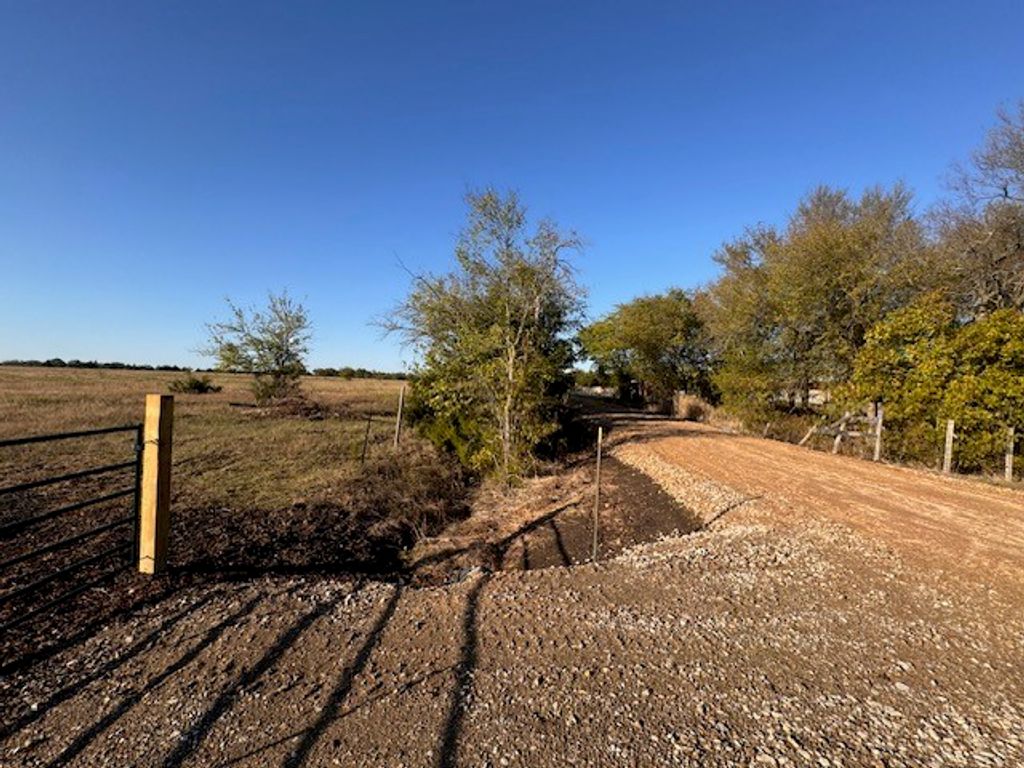 2497 county road 3320 4, Pecan Gap, TX 75469