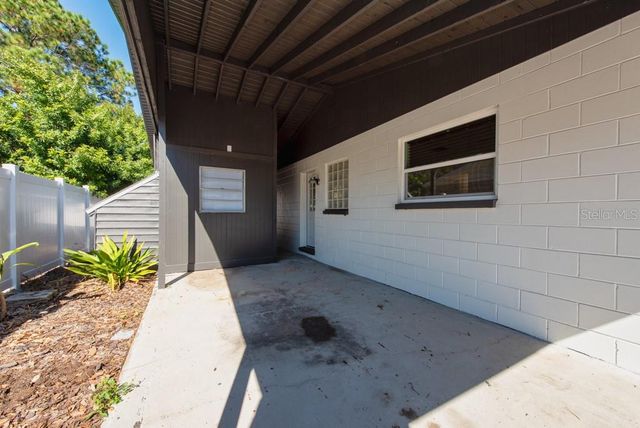 6303 S LANSDALE CIRCLE, Tampa, FL 33616