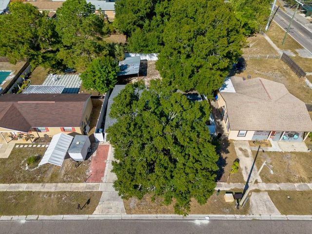 6303 S LANSDALE CIRCLE, Tampa, FL 33616