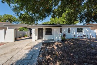 6303 S LANSDALE CIRCLE, Tampa, FL 33616