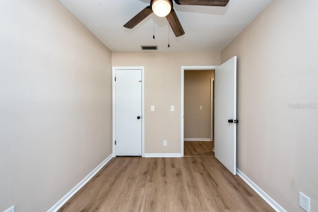 Image 17 of property listing at 6303 S LANSDALE CIRCLE, Tampa, FL 33616