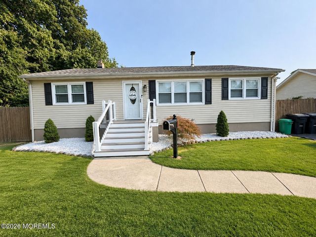 1099 Woodmere Drive, Cliffwood Beach, NJ 07735