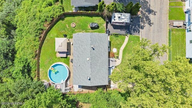 1099 Woodmere Drive, Cliffwood Beach, NJ 07735