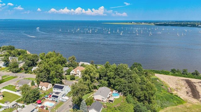 1099 Woodmere Drive, Cliffwood Beach, NJ 07735