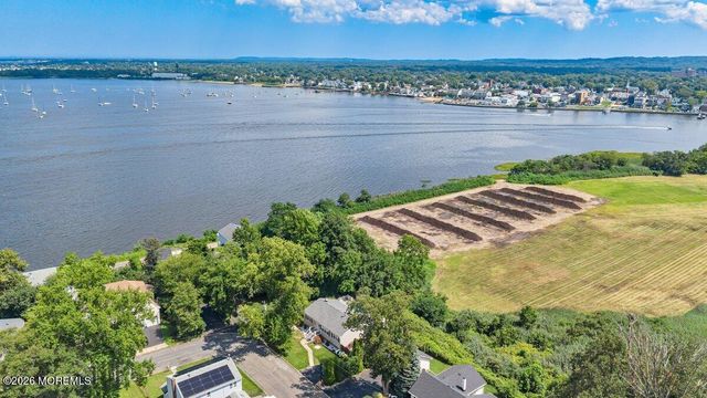 1099 Woodmere Drive, Cliffwood Beach, NJ 07735