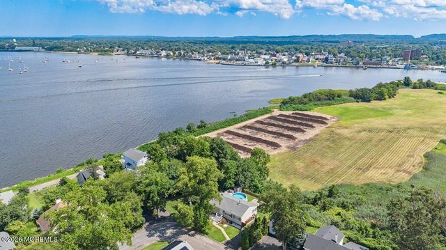 1099 Woodmere Drive, Cliffwood Beach, NJ 07735