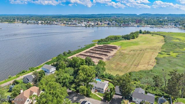 1099 Woodmere Drive, Cliffwood Beach, NJ 07735