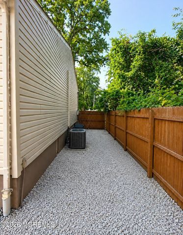 1099 Woodmere Drive, Cliffwood Beach, NJ 07735