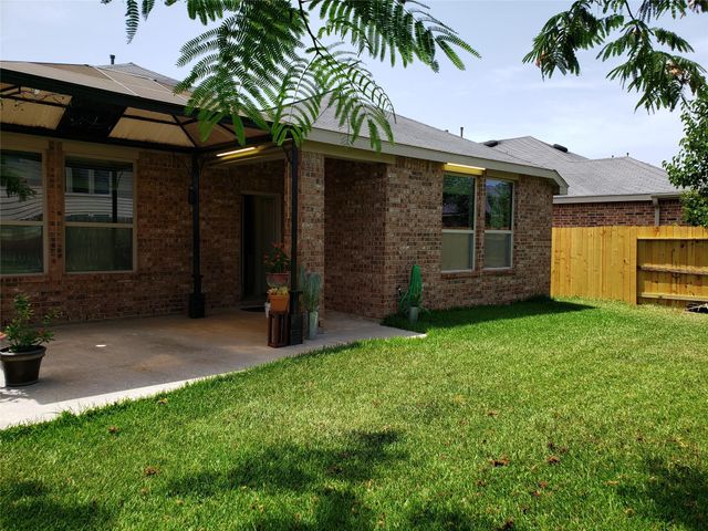 226 Golden Grain Drive, Rosenberg, TX 77469