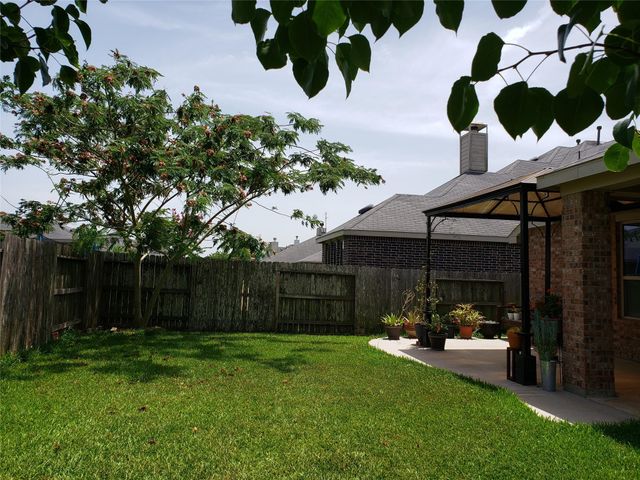 226 Golden Grain Drive, Rosenberg, TX 77469