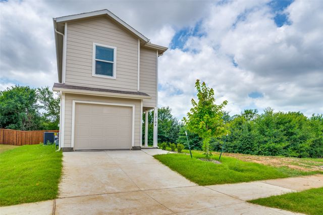 12104 Steeplechase Drive, Providence Village, TX 76227