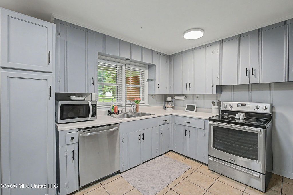 101 Beech Court, Senatobia, MS 38668 — photo 2