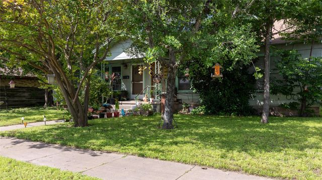 304 S Walnut ST A, B, & C, Lampasas, TX 76550