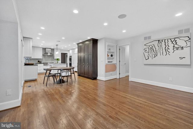 1205 SUFFIELD DR, Mclean, VA 22101