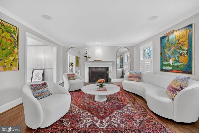 1205 SUFFIELD DR, Mclean, VA 22101