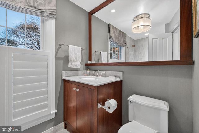 1205 SUFFIELD DR, Mclean, VA 22101